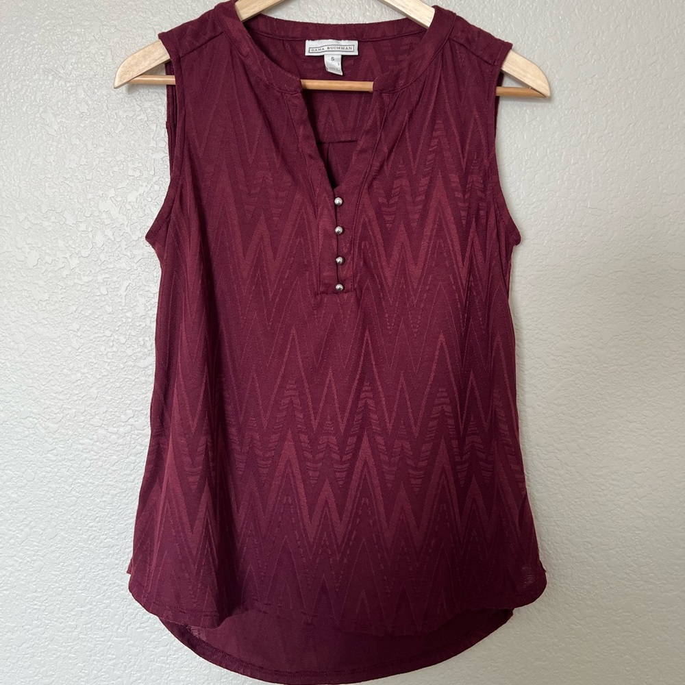 Dana Buchman Wine Burgundy Tank Top Blouse w/ Buttons & Sheer Fabric size Small
